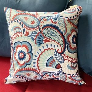 New set of 2 Domain Paisley pillow covers